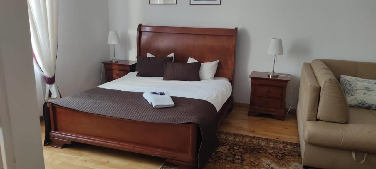 Apartment Swietego Tomasza Krasków Eksteriør bilde